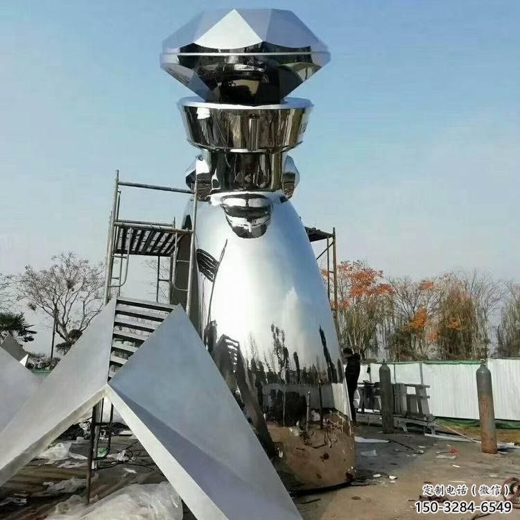 戒指雕塑，房地產鏡面不銹鋼戒指雕塑廠家