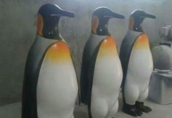 大型玻璃鋼企鵝雕塑 步行街宣傳雕塑 仿真擺件