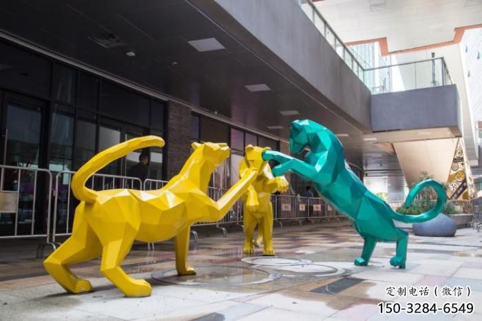 不銹鋼城市豹子雕塑廠家 風景區彩繪雕塑 抽象擺件