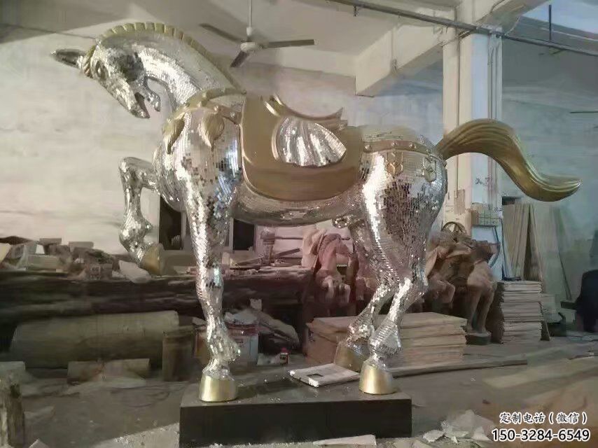 生產(chǎn)奔馬雕塑，鏡面工藝，仿真動物小品
