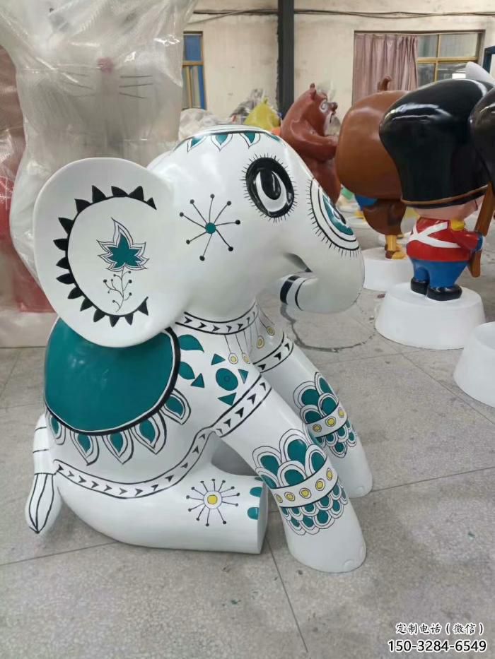 庭院小象雕塑，動物主題，仿木工藝