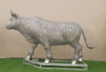 小區小牛雕塑，抽象系列，網格工藝