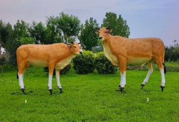 幾何黃牛雕塑 庭院仿真雕塑 彩繪擺件