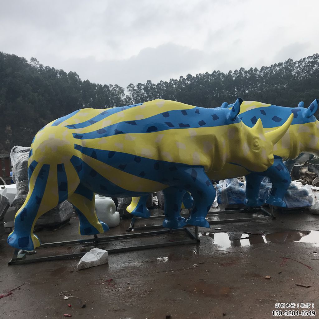 街道犀牛雕塑，鑄銅農(nóng)耕雕塑，古銅效果