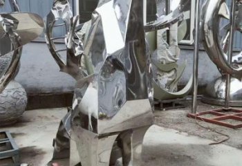 園林哈巴狗雕塑，噴漆運動雕塑，網格形式