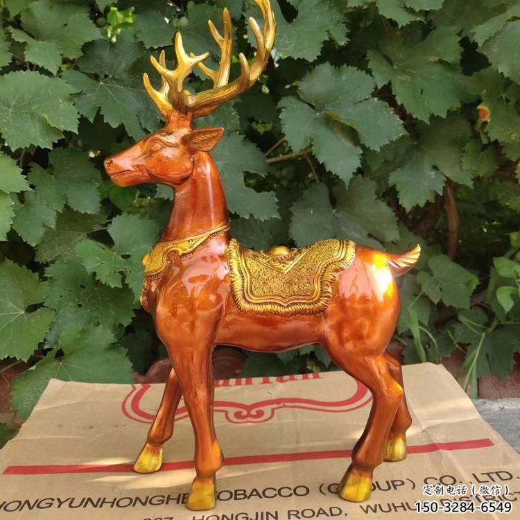 步行街馴鹿雕塑，鑄銅農耕雕塑，鏤空方式