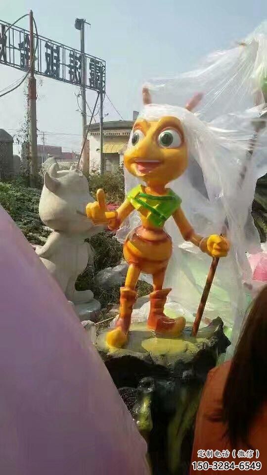 園林蟲(chóng)子雕塑，噴漆運(yùn)動(dòng)雕塑，網(wǎng)格形式