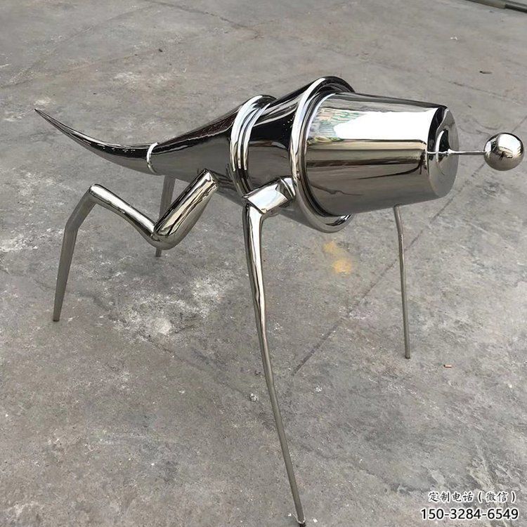 農(nóng)村蝗蟲雕塑，鏡面昆蟲雕塑，抽象效果
