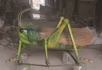 冷飲店蝗蟲雕塑，仿真昆蟲雕塑，彩繪工藝