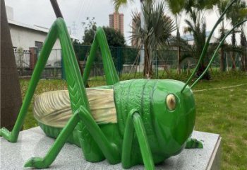 園林蝗蟲雕塑，噴漆運動雕塑，彩繪形式