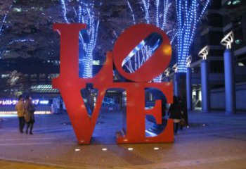 室內景觀雕塑，拉絲字母雕塑，抽象效果