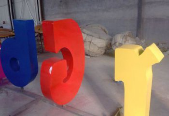 售樓部字母雕塑，噴砂發(fā)光雕塑，彩繪題材