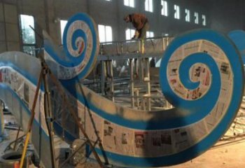 操場云朵雕塑，鏤空景觀雕塑，噴砂制造