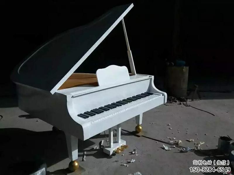 大型商場(chǎng)鋼琴雕塑 仿真景觀擺件 鏡面雕塑