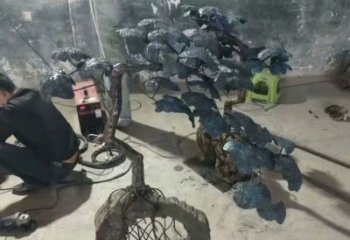 房地產松樹雕塑 現代景觀植物雕塑 幾何大樹雕塑