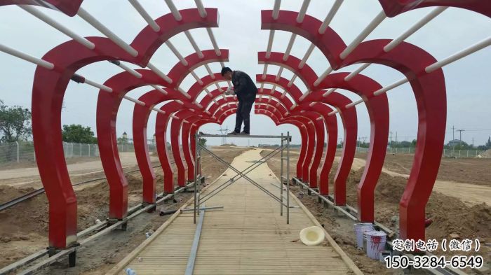 異形大門雕塑廠家，街頭美陳雕塑，抽象建筑設(shè)計(jì)