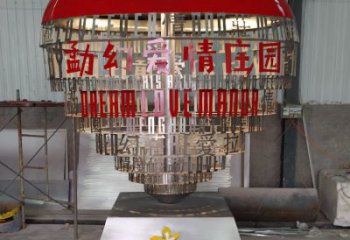 鏤空愛心雕塑廠家，愛情主題雕塑，廣場(chǎng)公園擺件