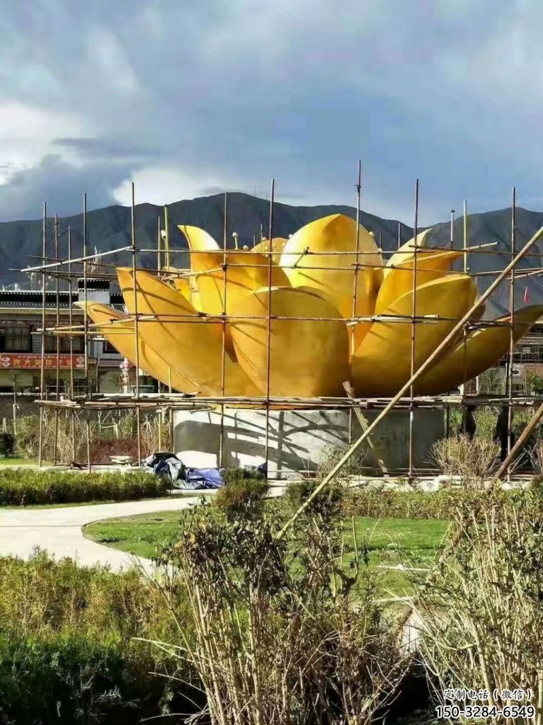 噴漆蓮花雕塑 中式村口水蓮花雕塑 草地花卉雕塑