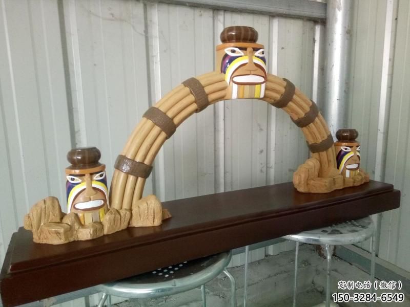 玻璃鋼門頭雕塑,卡通元素設計，彩繪工藝制作