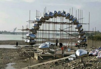 不銹鋼鵝卵石大門雕塑生產(chǎn)制作