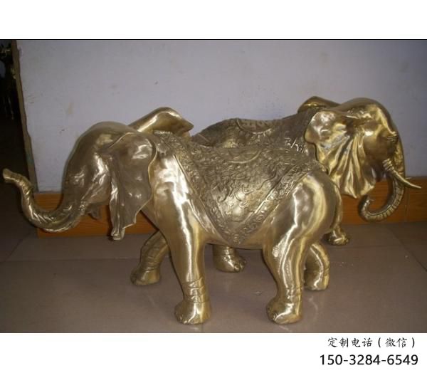 大象雕塑供應(yīng)，圓雕體系，景觀黃銅大象雕塑制作