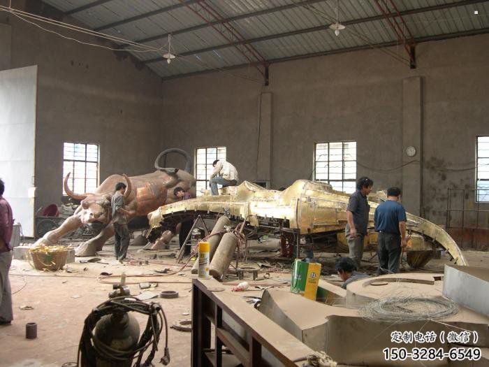 景觀恐龍雕塑生產(chǎn)，景區(qū)案例，景觀幾何恐龍雕塑制作