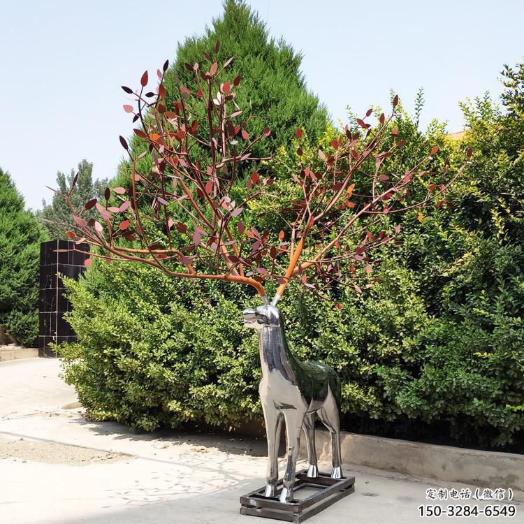 仿真梅花鹿雕塑制造商，室外軟裝，鏡面工藝雕塑制作承接