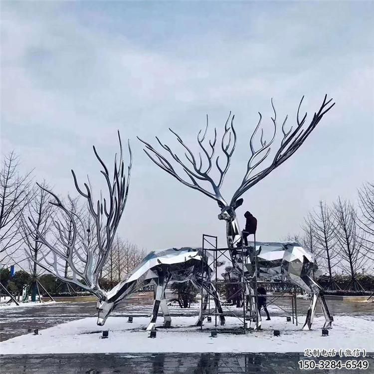 梅花鹿雕塑通用，陸地?cái)[件，鏡面工藝梅花鹿雕塑點(diǎn)擊