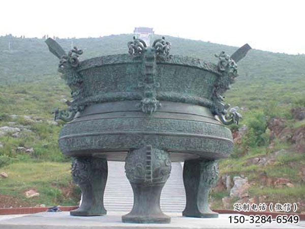 仿古藝術宣德三足爐雕塑