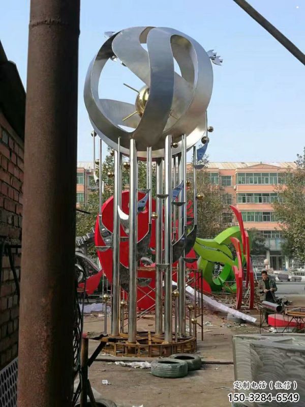 地球儀雕塑定制，小區雕塑，不銹鋼手托地球儀雕塑廠家