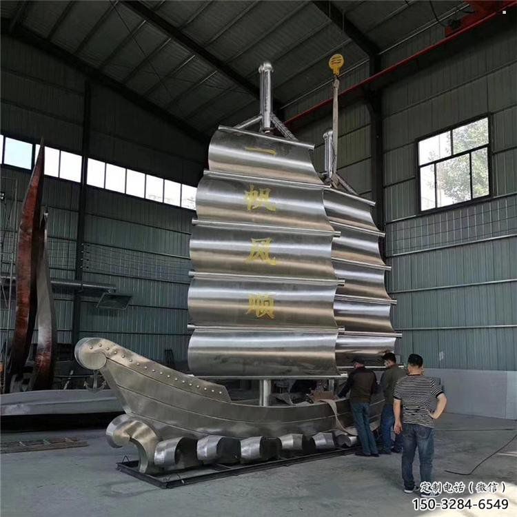 景區(qū)帆船雕塑，鍍金歐式雕塑，鐵藝材質(zhì)