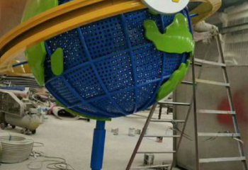 地球雕塑標(biāo)準(zhǔn)，陸地?cái)[件，不銹鋼地球雕塑定制廠家