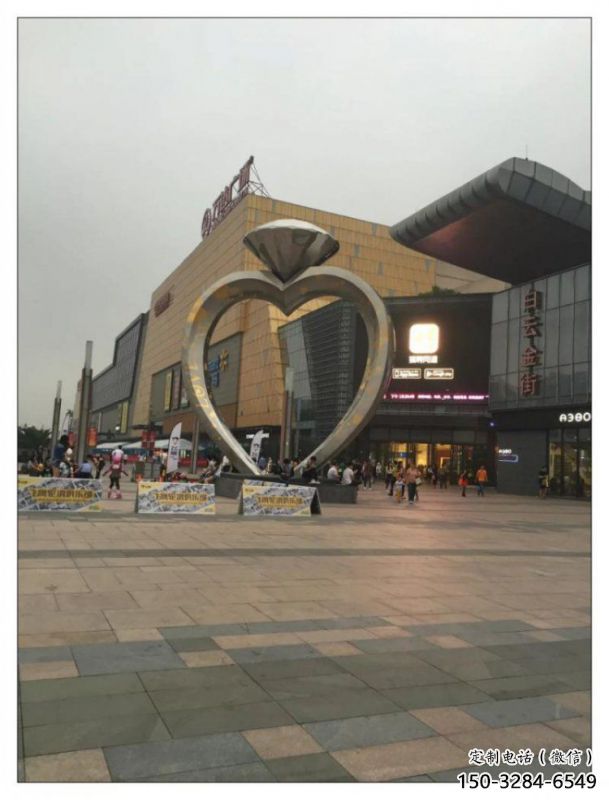 住宅小區(qū)戒指雕塑