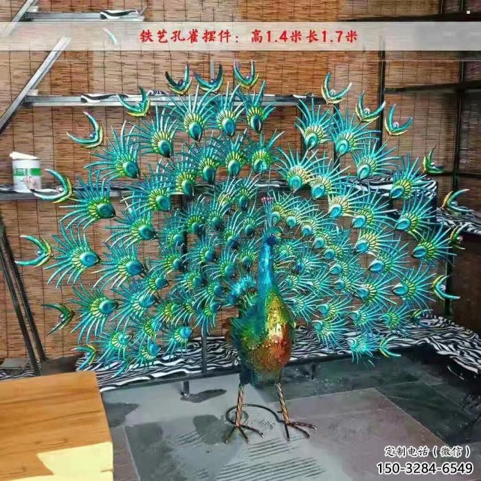 孔雀開屏雕塑供需，多彩藝術，景觀孔雀開屏雕塑制造商?