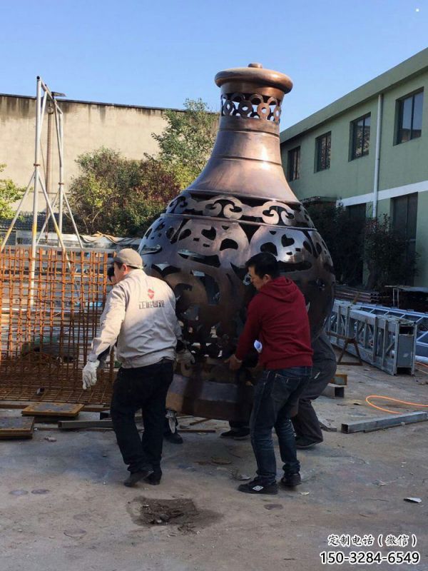 花瓶雕塑供應(yīng)，仿真雕塑，銅花瓶雕塑素材制造廠家