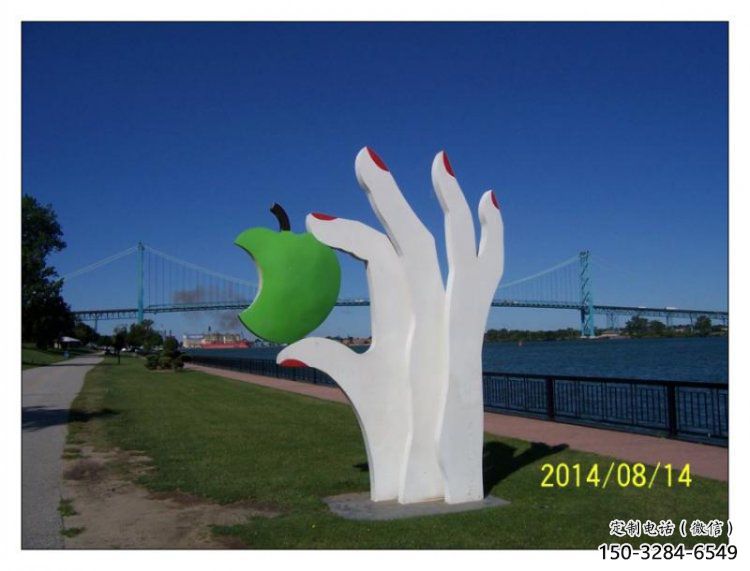 手掌雕塑廠家，廣場雕塑，不銹鋼手掌雕塑制作