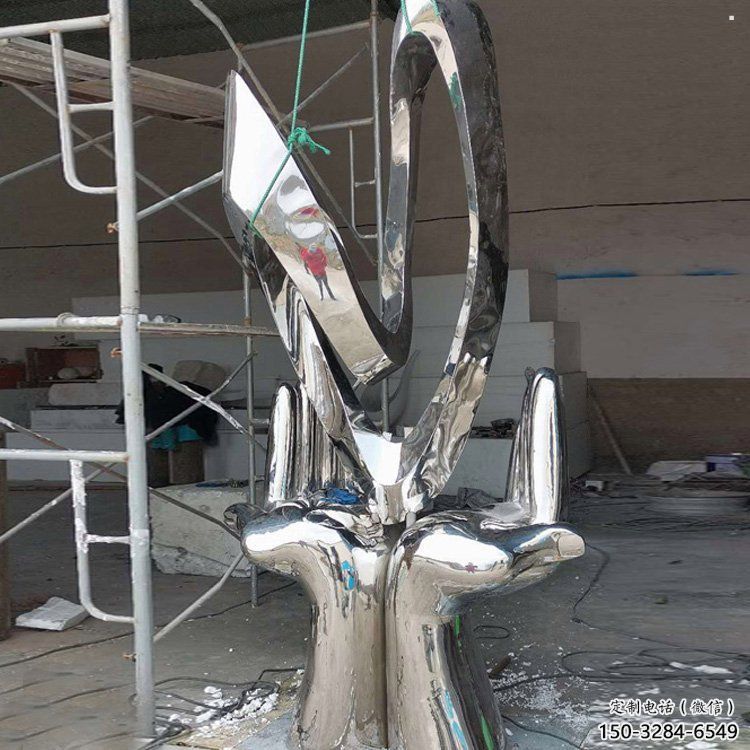 雙手雕塑定做，廣場(chǎng)雕塑，不銹鋼雙手雕塑廠家優(yōu)選