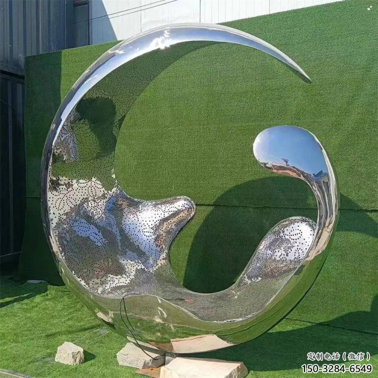 水滴環(huán)雕塑，創(chuàng)意設(shè)計(jì)類型，不銹鋼圓環(huán)水滴雕塑廠家