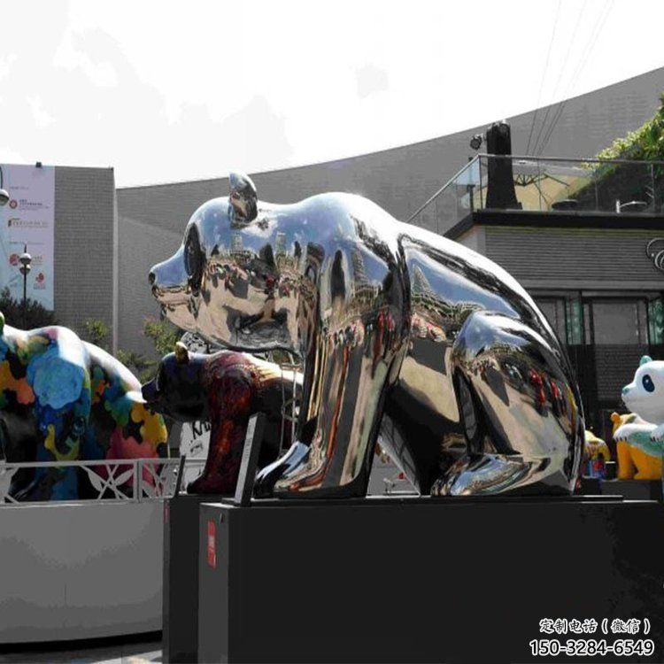 廣場(chǎng)熊貓雕塑供求，露天雕塑，鏡面不銹鋼熊貓雕塑標(biāo)準(zhǔn)