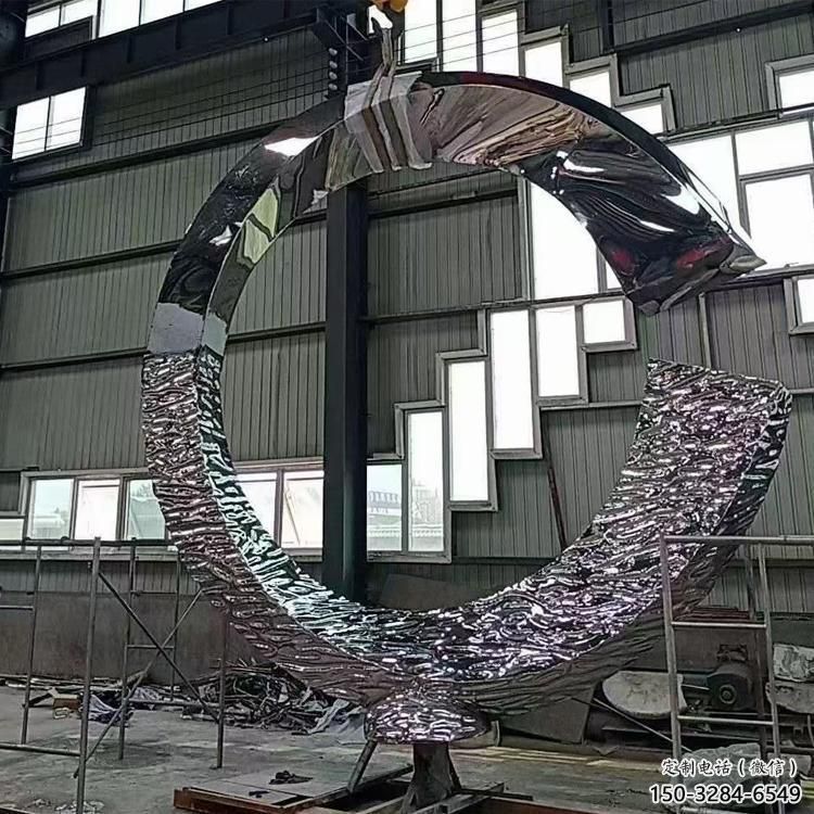 圓環(huán)雕塑造型選用，美陳雕塑，抽象不銹鋼圓環(huán)雕塑標(biāo)準(zhǔn)