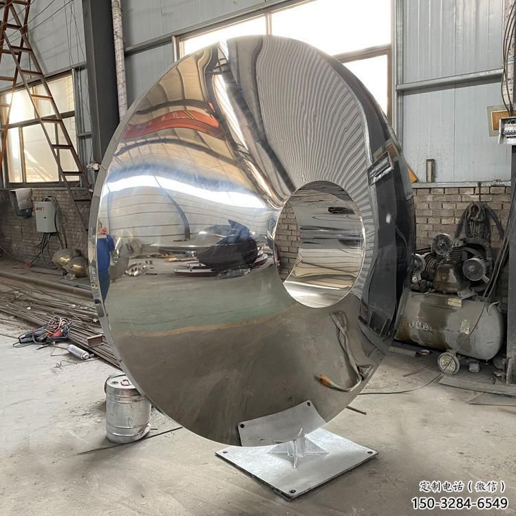 圓鏡雕塑供給，街道標識，不銹鋼圓鏡雕塑供應