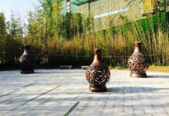 銅花瓶雕塑制造商，小區擺件，景觀銅花瓶雕塑廠家