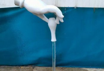 手雕塑制作，廣場雕塑，手捏瓶子雕塑廠家提供