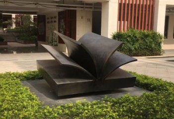 銅書本雕塑優(yōu)選，小區(qū)擺件，公共銅書本雕塑生產(chǎn)商