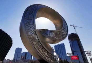 金屬雙環(huán)雕塑承接，陸地?cái)[件，不銹鋼雙環(huán)雕塑制造商
