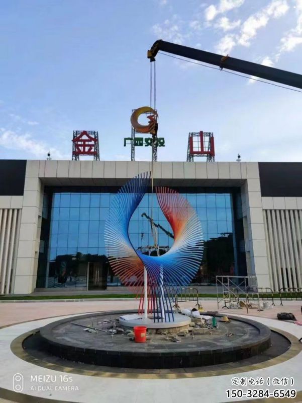 彩繪景觀鳥翅雕塑生產(chǎn)，景區(qū)案例，不銹鋼鳥翅雕塑優(yōu)選