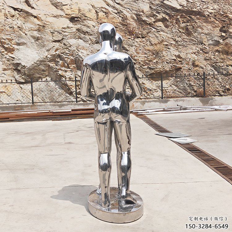 玉林廣場情侶雕塑