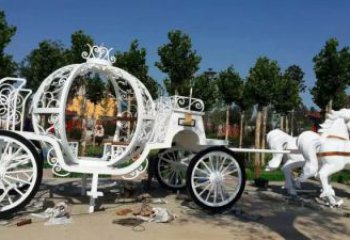 雙陽(yáng)廣場(chǎng)馬車雕塑