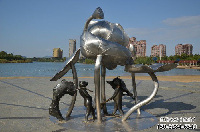 歷下蓮蓬嬉戲雕塑，城市植物景觀雕塑，不銹鋼鏡面效果