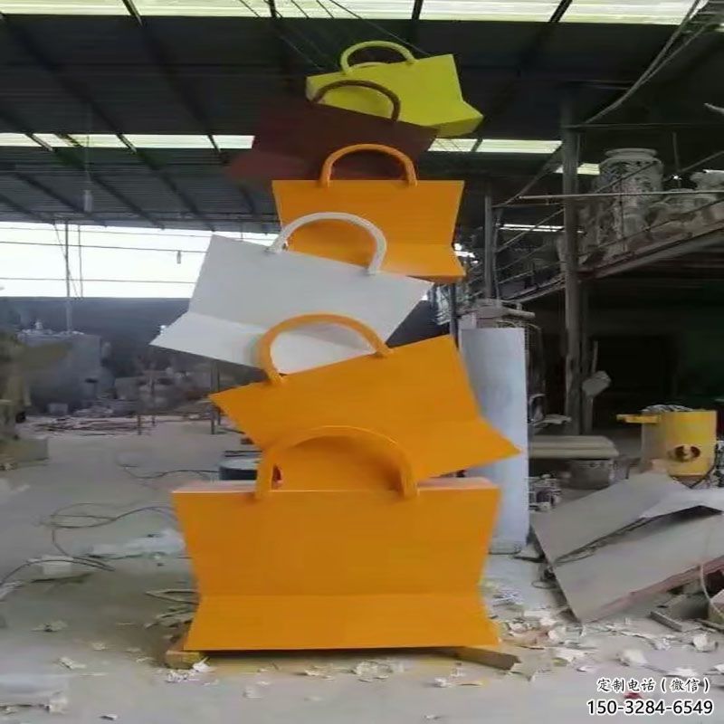 濟南烤漆挎包雕塑制造商，室外軟裝，景觀挎包雕塑制作